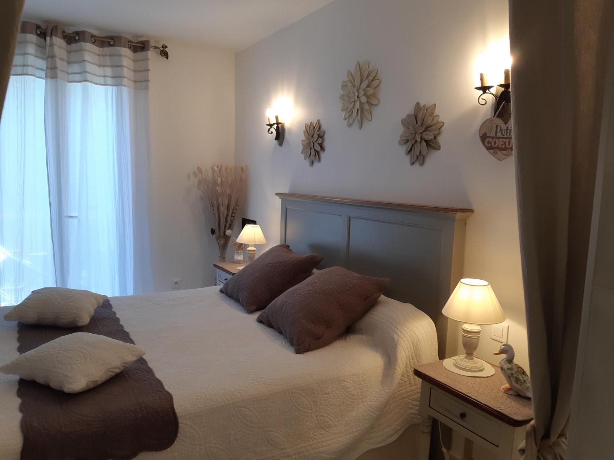 Les Chambres Manon - Piscine, Spa, Tennis Belcodene Rom bilde